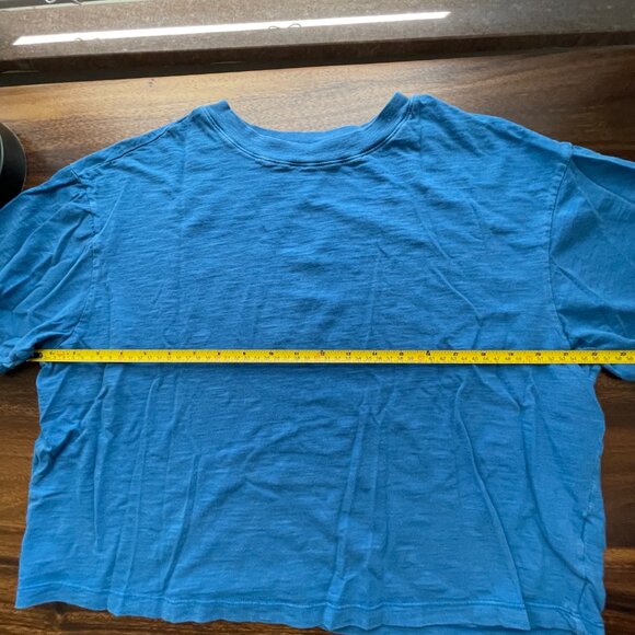 Universal Thread Blue Boxy Tee Shirt - Picture 5 of 6